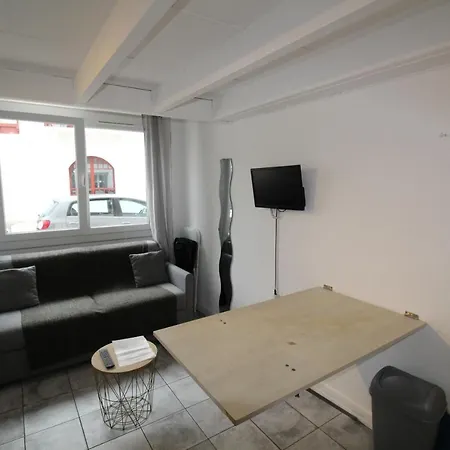Apartment Studio Hyper Centre Tingitana Les Cles De Jean De Luz Saint-Jean-de-Luz